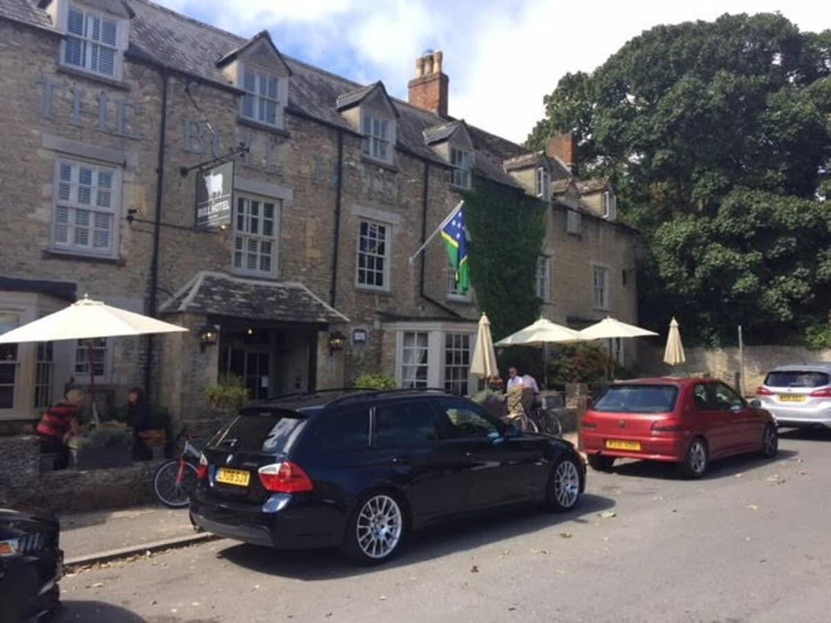 Wishbone In The Cotswolds Fairford